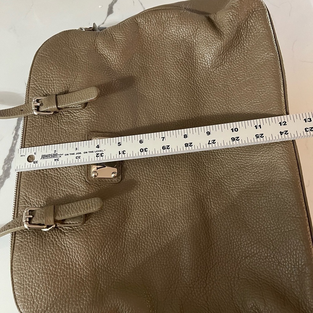 Valentina Italia Olive Pebbled Leather Shoulder Tote Bag Contemporary Minimalist - Picture 13 of 14